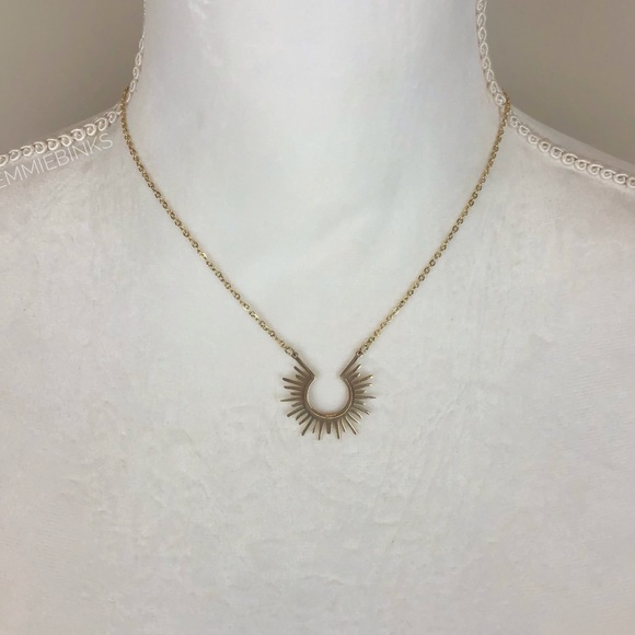 New 18KGP Golden Sunburst / Rays of Sunshine Boho Pendant Necklace ~ Gold Plated - Picture 8 of 17